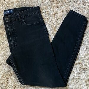 Hollister Dark‎ Wash Skinny Jeans